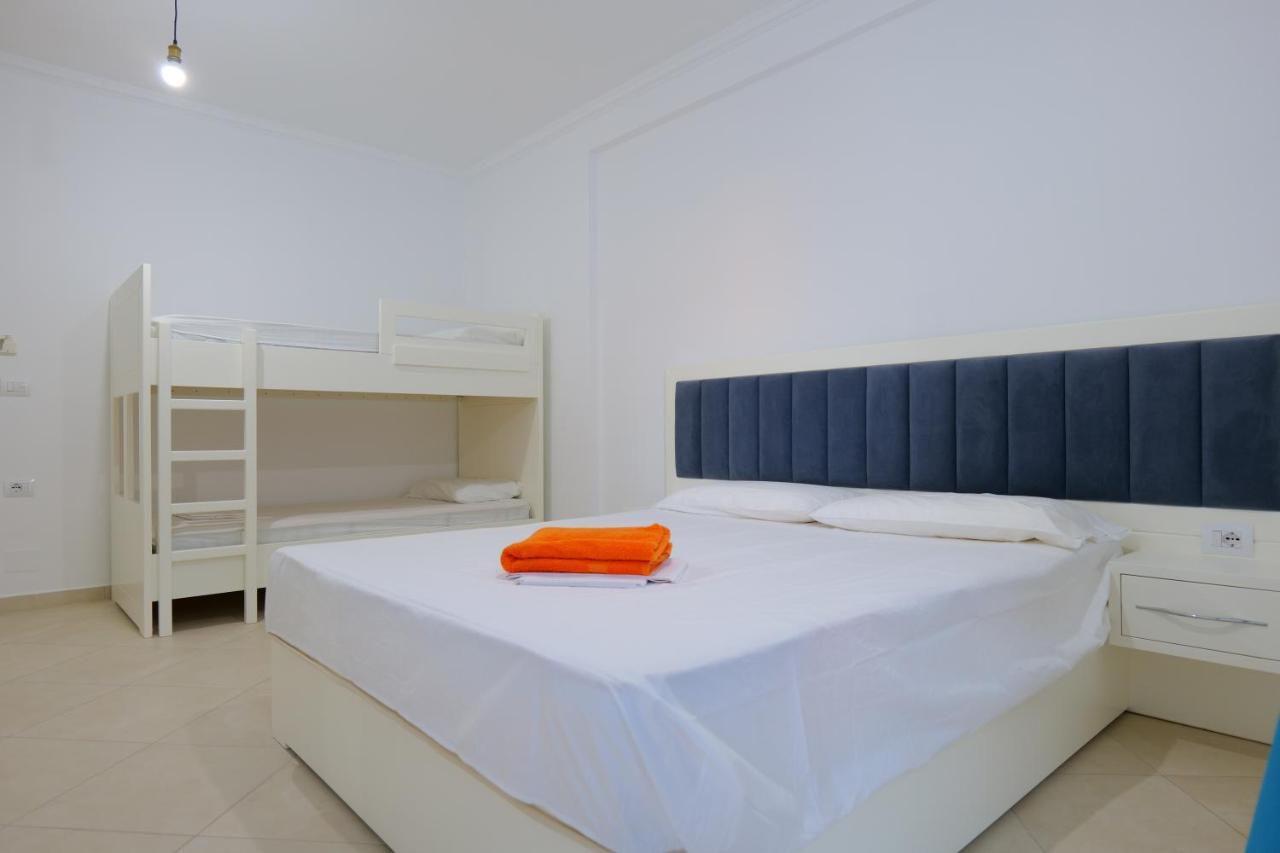 Davide Rooms Sarandë 外观 照片