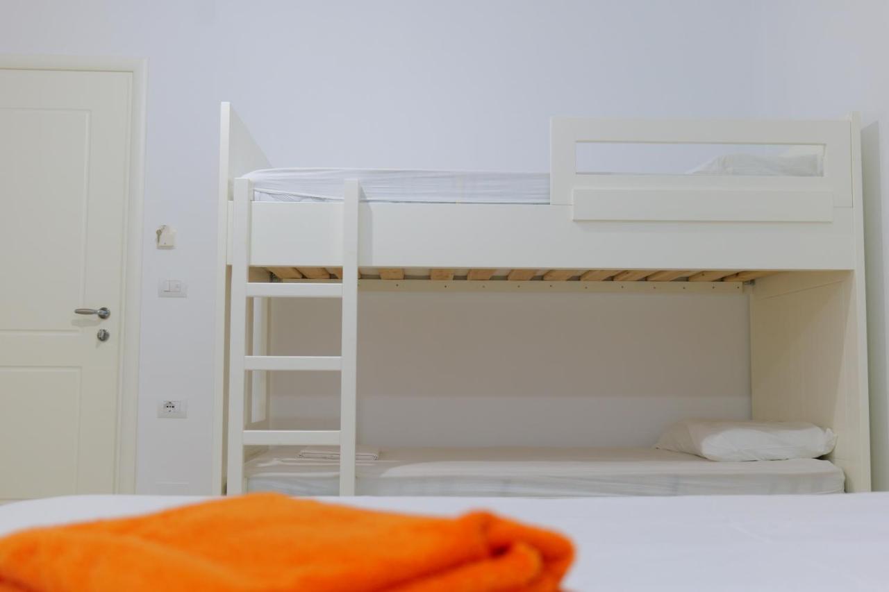 Davide Rooms Sarandë 外观 照片