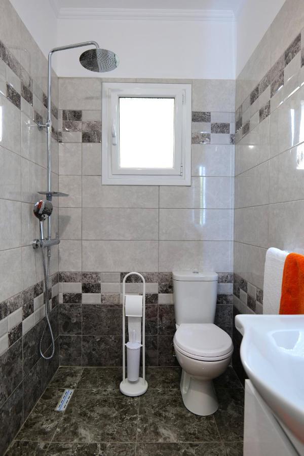 Davide Rooms Sarandë 外观 照片