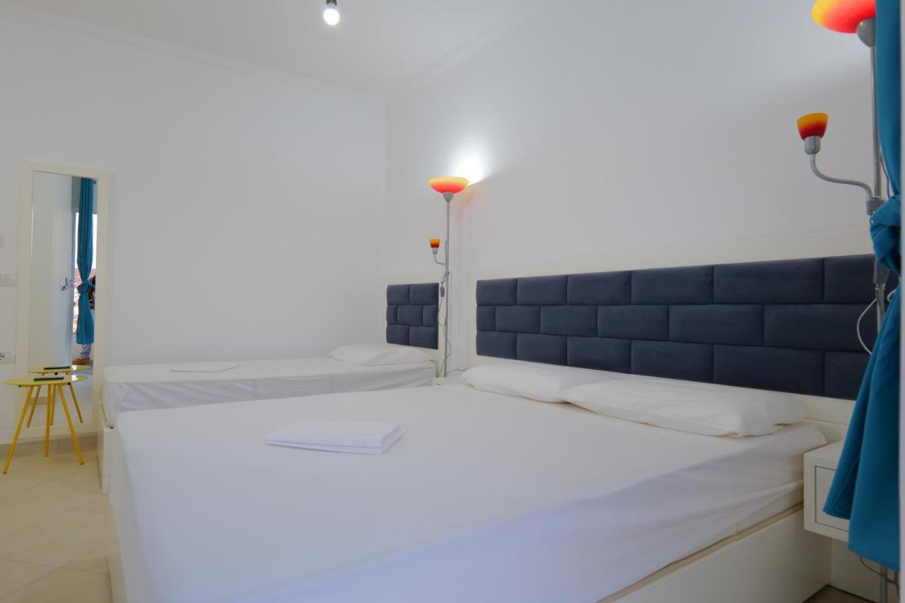 Davide Rooms Sarandë 外观 照片