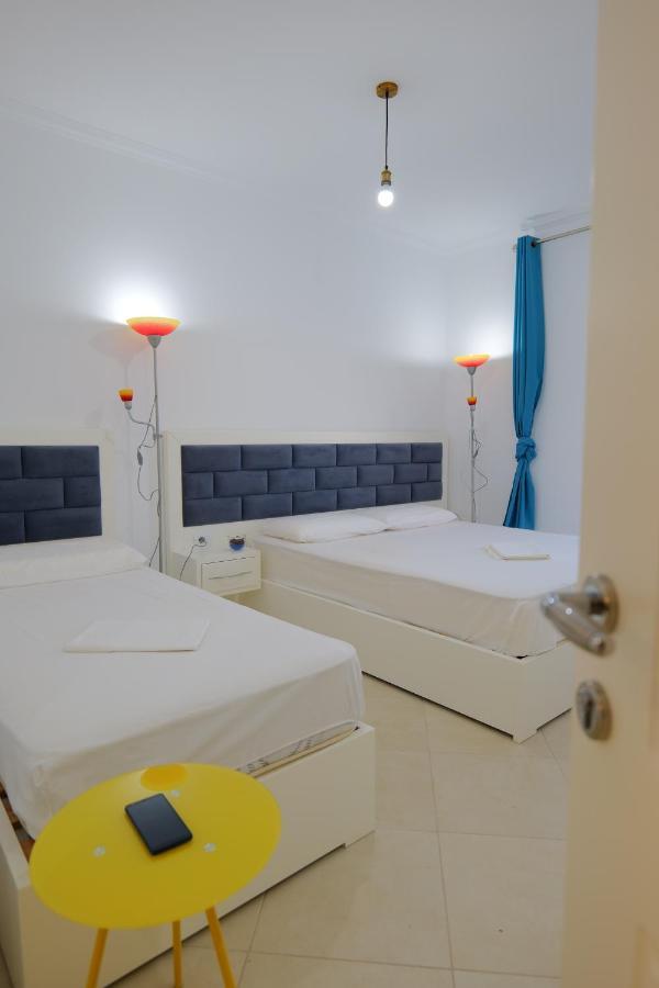 Davide Rooms Sarandë 外观 照片