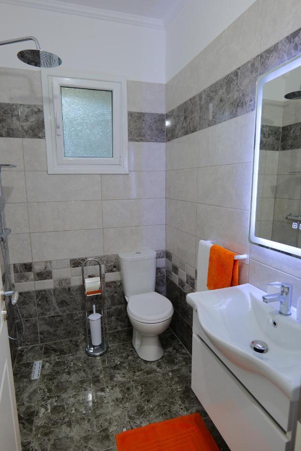 Davide Rooms Sarandë 外观 照片